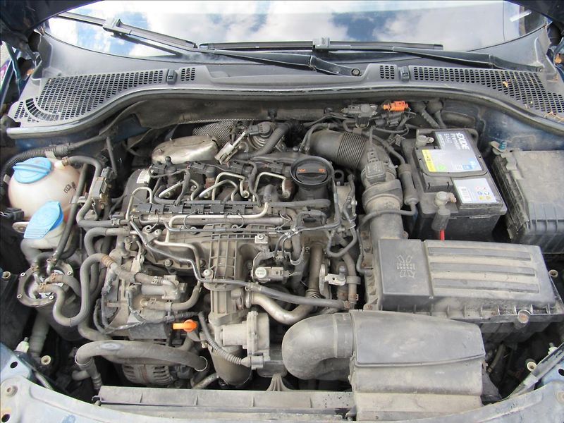 Škoda Octavia 1,6 TDi 77kW Sedan - fotka 25 z 30