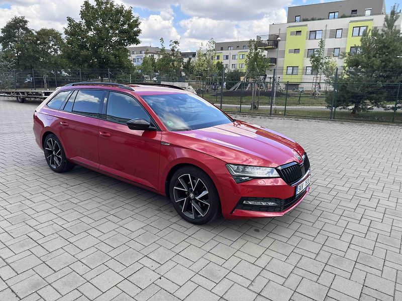 Škoda Superb (2023) Sportline 2.0TDI DSG - fotka 7 z 11