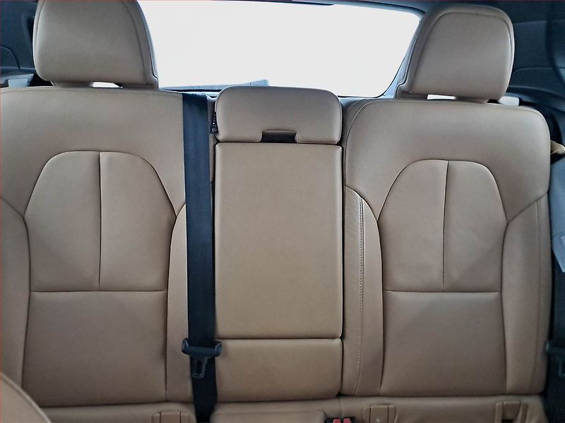 Volvo XC40 (2020) T3, Serv.kniha, Kůže, Navi - fotka 10 z 17