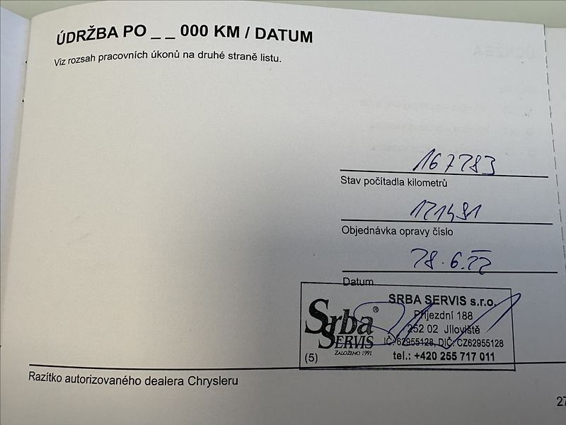 Jeep Grand Cherokee 3,0 CRD 184KW SUMMIT ČR.1.MAJ. - fotka 36 z 38