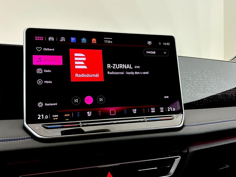 Volkswagen Tiguan R-Line 4MOT DSG - fotka 19 z 31
