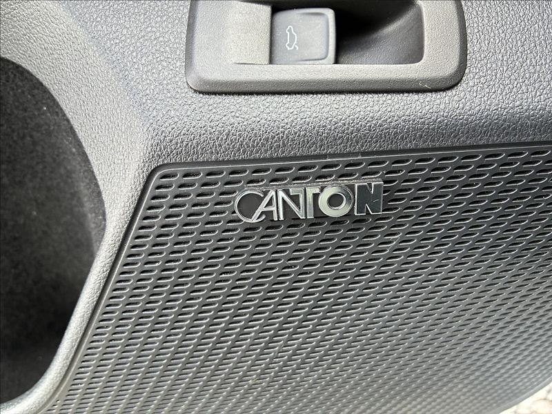 Škoda Octavia 2,0 RS,PANORAMA,TAŽNÉ,KŮŽE - fotka 14 z 33