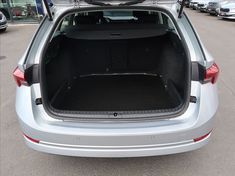 Škoda Octavia 2,0 TDi,1majČR,Serv.kn.,DPH - fotka 21 z 24