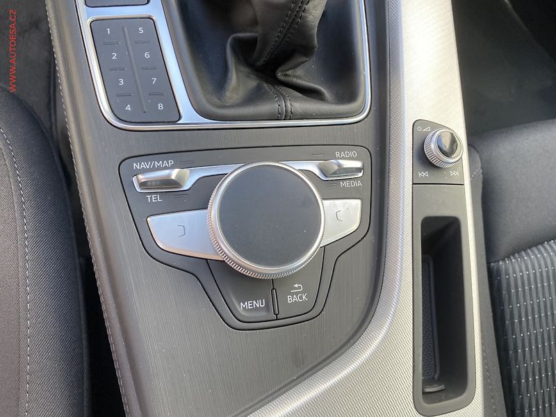 Audi A4 (2017) 1.4 TFSi, Bixen, +ALU - fotka 17 z 21