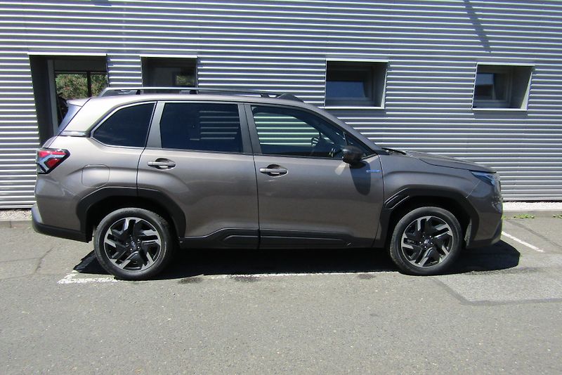 Subaru Forester (2024) FORESTER 2,0i COM NAV po 1.maj - fotka 19 z 21