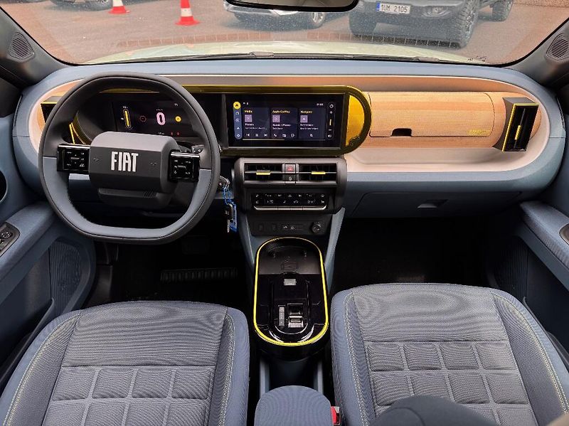 Fiat Grande Panda (2025) Electric 44 kWh LA PRIMA 113k - fotka 17 z 33