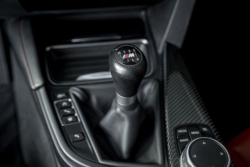 BMW M4 Coupe/Merino/Ceramic/Carbon - fotka 20 z 20
