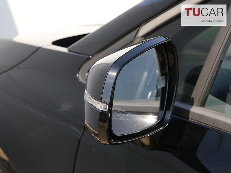 Kia Carnival (2024) 2.2 Diesel Automat 6+3 místa - fotka 9 z 33