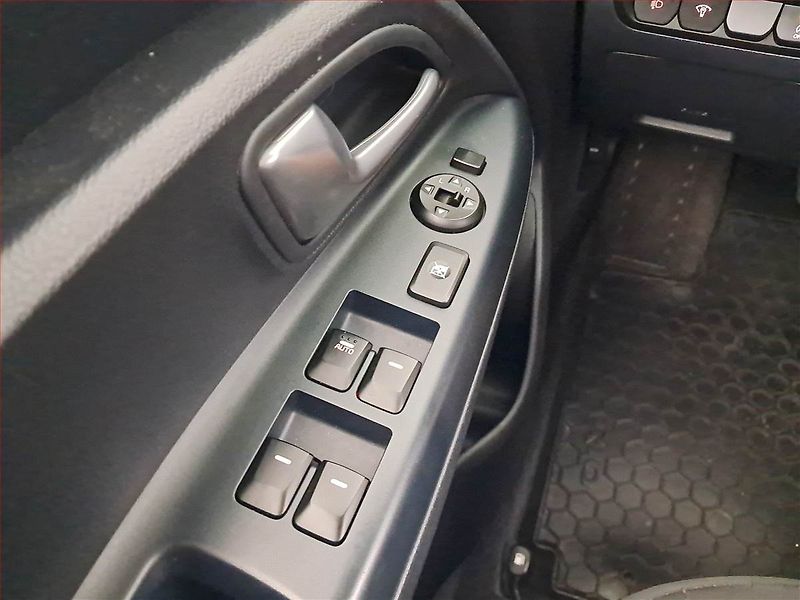 Kia Rio (2016) 1.4 CVVT, ČR,1.maj, Tempomat - fotka 14 z 14