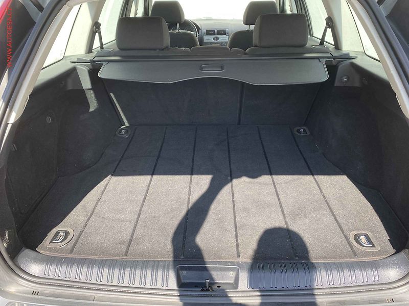 Ford Mondeo (2007) 1.8i, Futura X, +ALU - fotka 7 z 13
