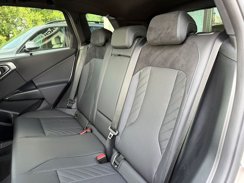 BMW X3 xDrive 20d Harman Kamery 360 E - fotka 23 z 34