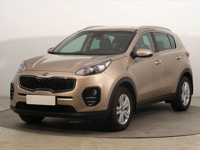 Kia Sportage (2016) 1.6 GDI, Navi, Tempomat - fotka 2 z 13