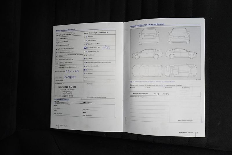Volkswagen Passat 2.0TSi 165kW AUTOMAT - fotka 29 z 30