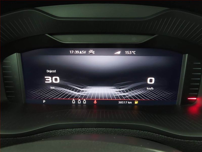 Škoda Karoq (2023) Sportline 2.0 TSI - fotka 11 z 16