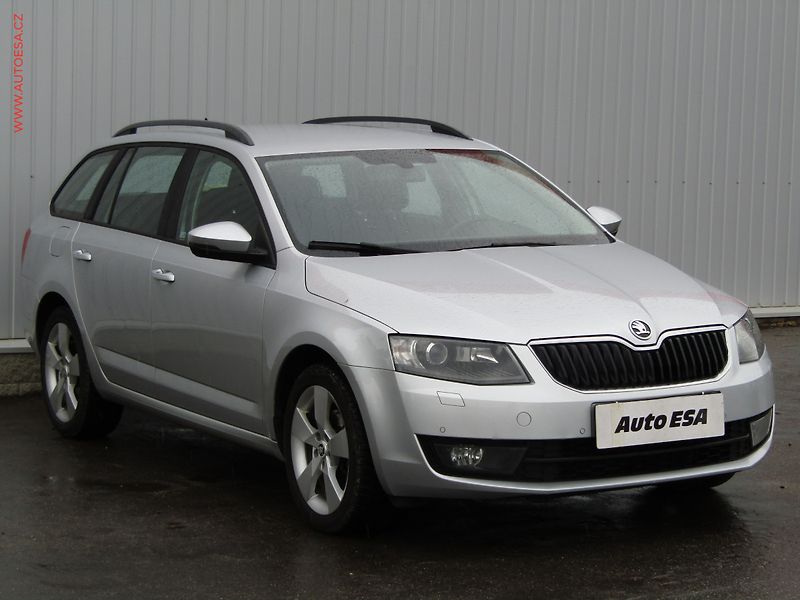 Škoda Octavia (2015) 2.0 TDi, ČR, DSG, bixen - fotografie inzerátu