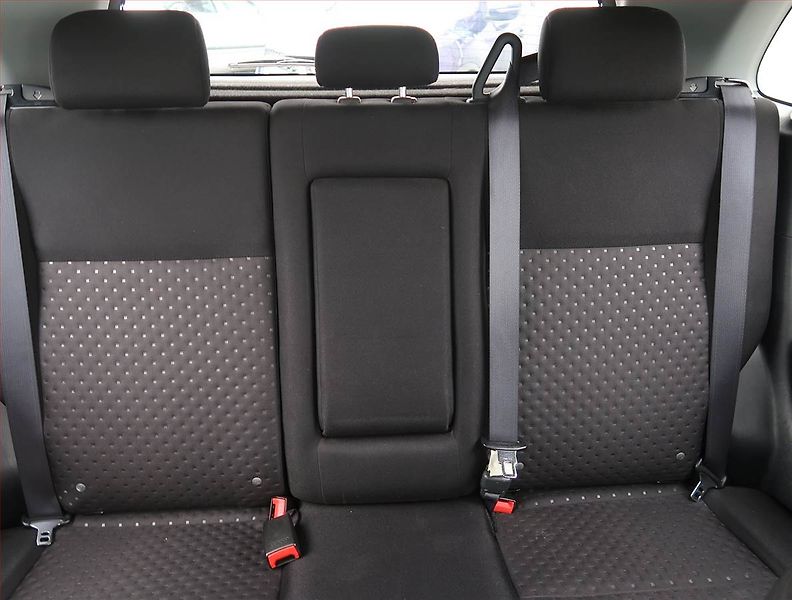 Mitsubishi ASX (2011) 1.8 DI-D MIVEC, 4X4 - fotka 10 z 18