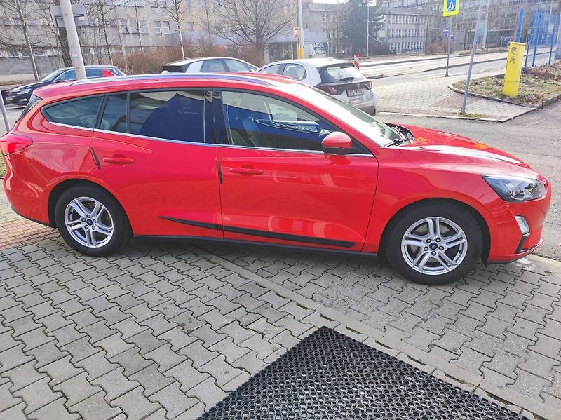Ford Focus (2020) 1.5TDCi-88KW,ČR 1maj - fotka 3 z 25