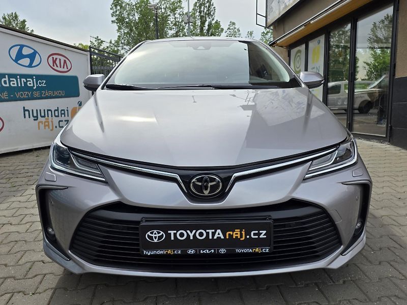 Toyota Corolla 1.6-NÍZKÉ KM-PRAVIDELNÝ SERVIS - fotografie inzerátu
