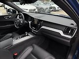 Volvo XC60 B4 2.0d 4X4 R-Design - náhled 10