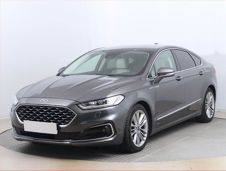 Ford Mondeo (2020) Vignale 2.0 EcoBlue, 4X4 - fotka 2 z 15