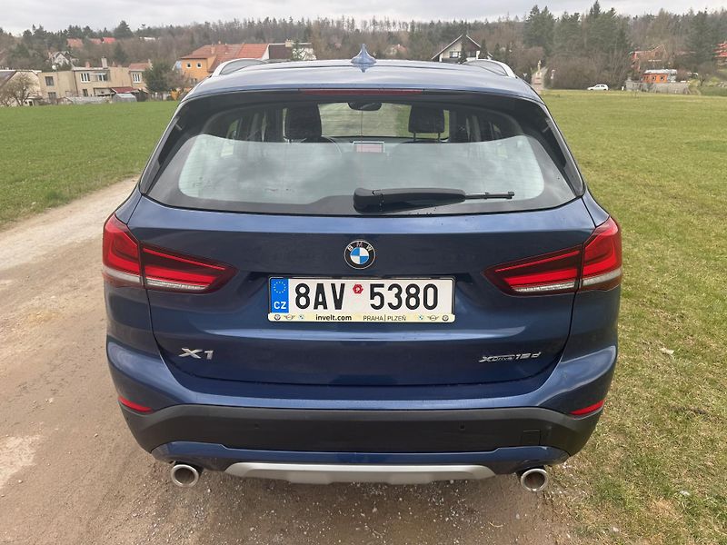 BMW X1 (2021) 18d X-DRIVE AT/8 X LINE ČR - fotka 8 z 30