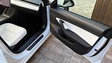 Tesla Model 3 (2021) LR, SOH 89%, bily int. - náhled 14