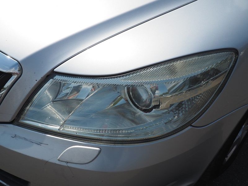 Škoda Octavia (2008) 2.0 TDI, 103 kW, 4x4, Style - fotka 7 z 38