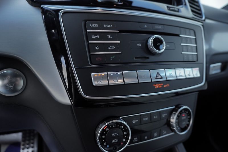 Mercedes-Benz GLE 63S AMG 4M - fotka 20 z 50