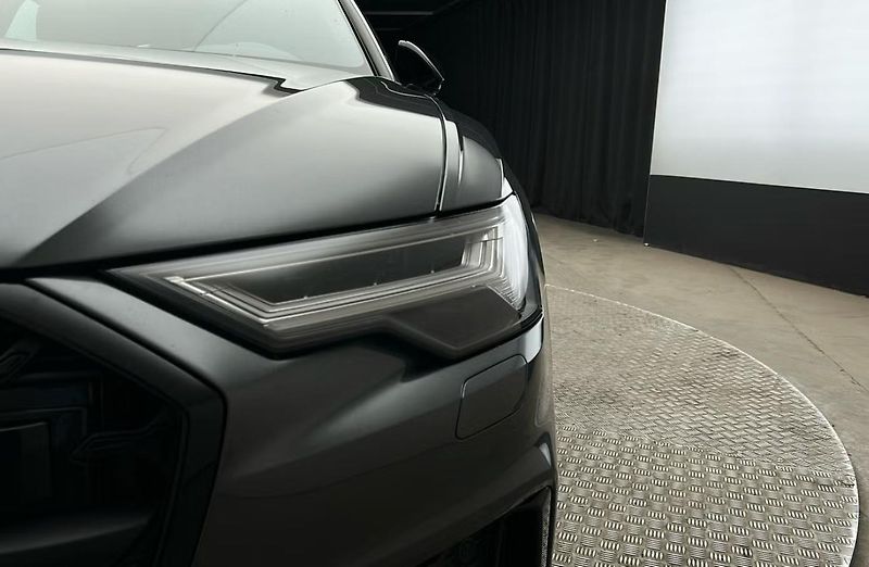 Audi A6 Avant 55 e TFSI Q S-Line Matrix Taž  - fotka 11 z 29