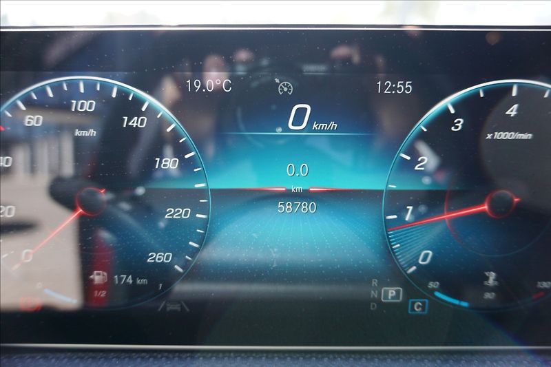 Mercedes-Benz Třídy A 1,3 A 180 - fotka 10 z 16
