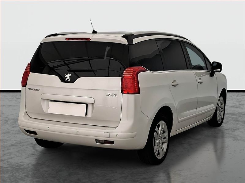 Peugeot 5008 (2011) 2.0 HDI, Tempomat - fotka 5 z 15