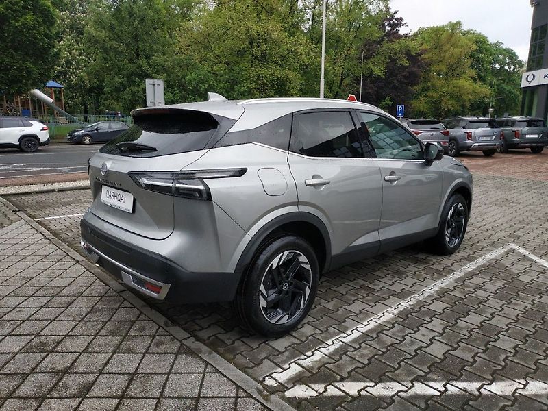 Nissan Qashqai 1.3T mHEV AT,2WD, ZADÁNO - fotka 5 z 29