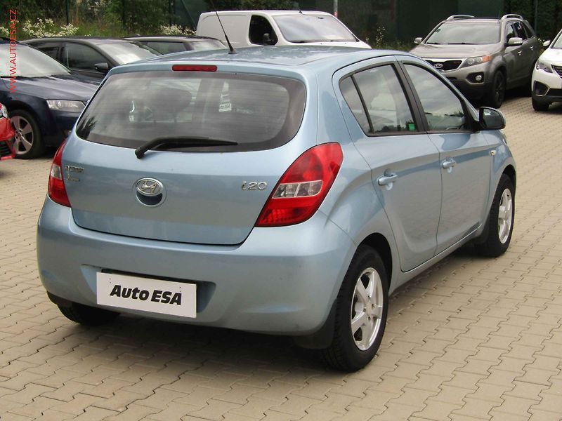 Hyundai i20 (2010) 1.2 i, ČR - fotka 4 z 16