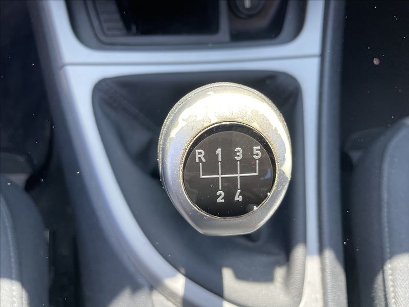 BMW Řada 1 1,6 i 85kw Klimatronic, Výhřev - fotka 19 z 31