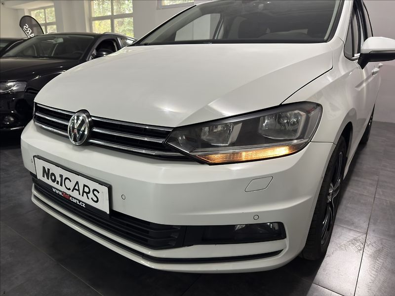 Volkswagen Touran 1,6   TDI JOIN ACC PANORAMA - fotka 29 z 31