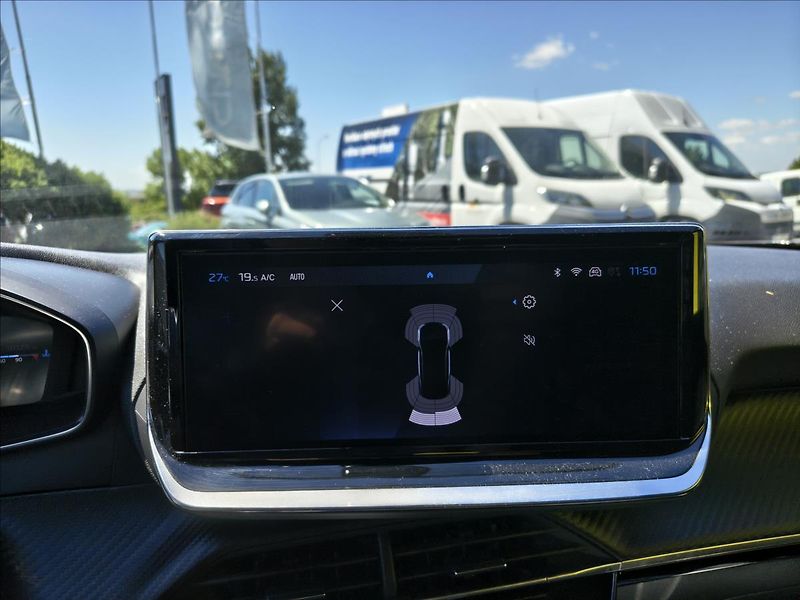 Peugeot 2008 1,2   PT Allure - fotka 20 z 20