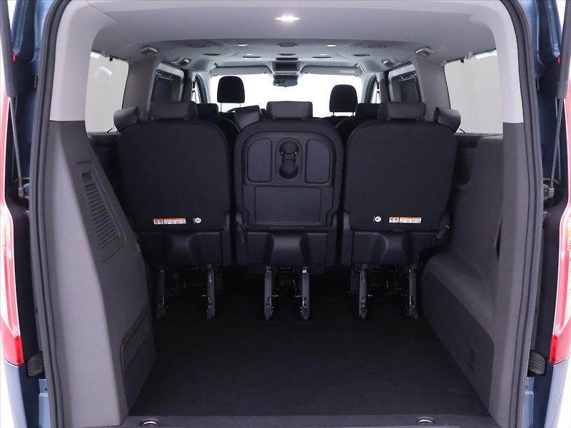 Ford Tourneo Custom 2,0 TDCi 136kW 8-Míst L2 DPH - fotka 10 z 31