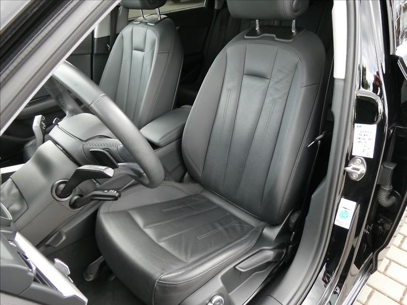 Audi A4 Avant 2,0 TDi 140kW,AT,Quattro - fotka 13 z 31