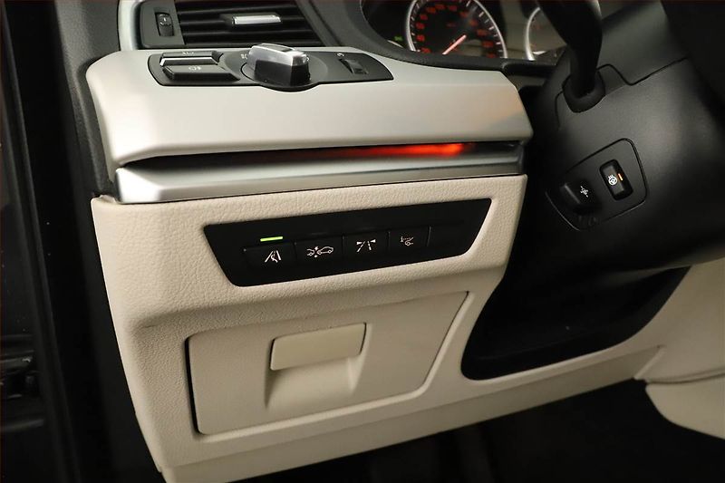 BMW Řada 5 (2011) 530d xDrive GT, 4X4, Automat - fotka 18 z 18