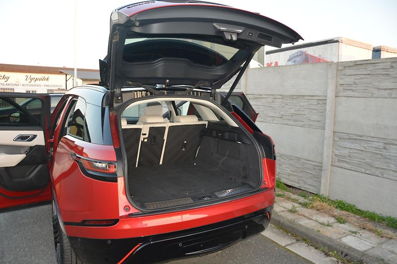 Land Rover Range Rover Velar (2021) P250 R-Dynamic AWD - fotka 26 z 30