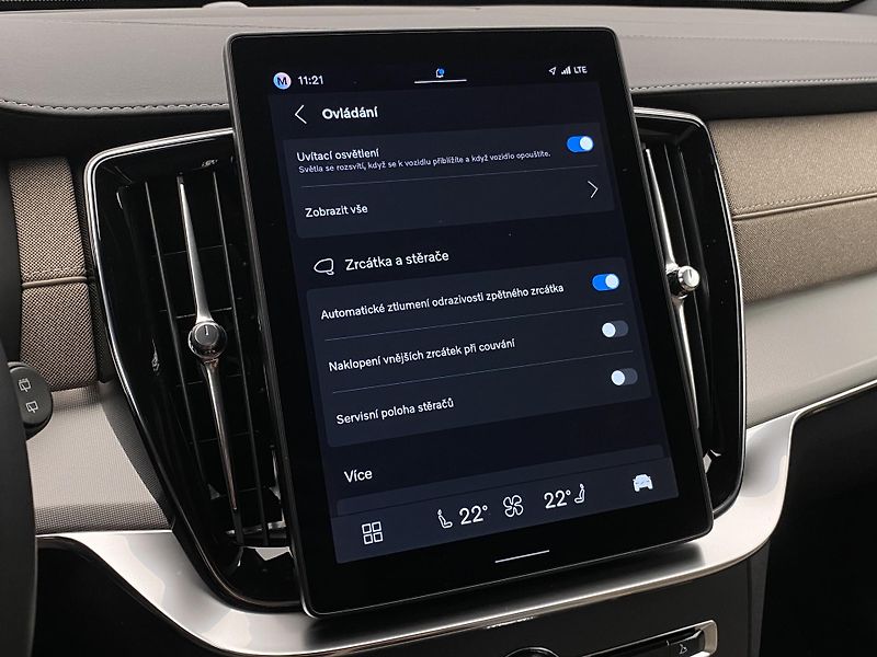 Volvo XC90 (2026) B5 AWD AUT CORE 7míst - fotka 47 z 56
