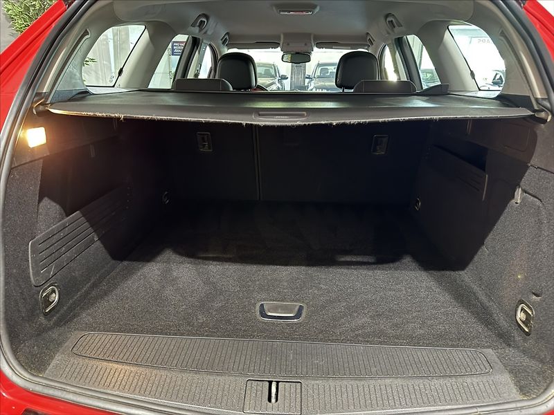 Opel Astra 1,4   T SPORT ENERGY BI-XENON - fotka 28 z 38