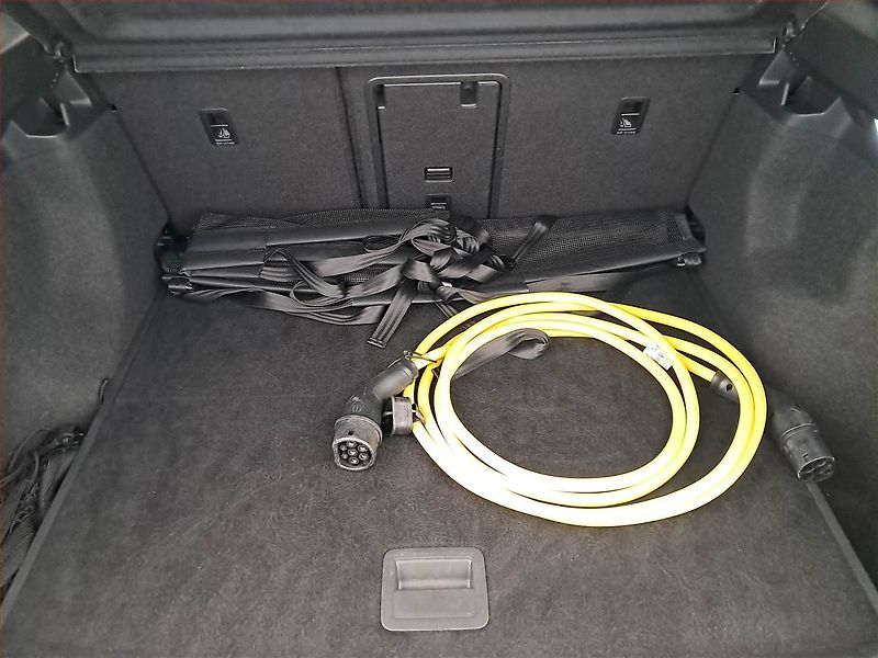 Volkswagen ID.4 (2022) Pro Perf. (82 kWh), SoH 94% - fotka 20 z 21