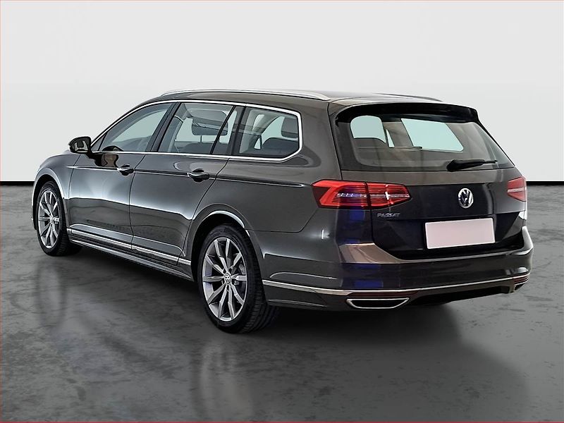 Volkswagen Passat (2018) R-Line 2.0 TDI, Automat, ČR - fotka 4 z 18