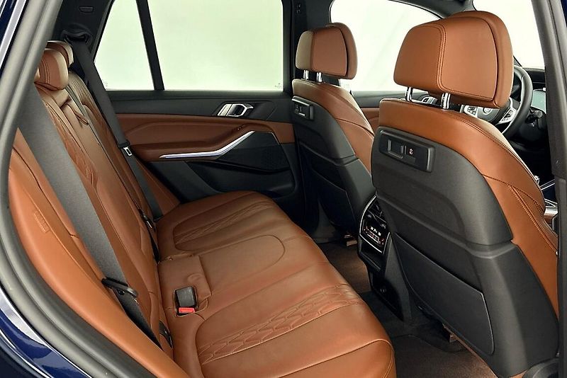 BMW X5 xDrive40d - fotka 13 z 27