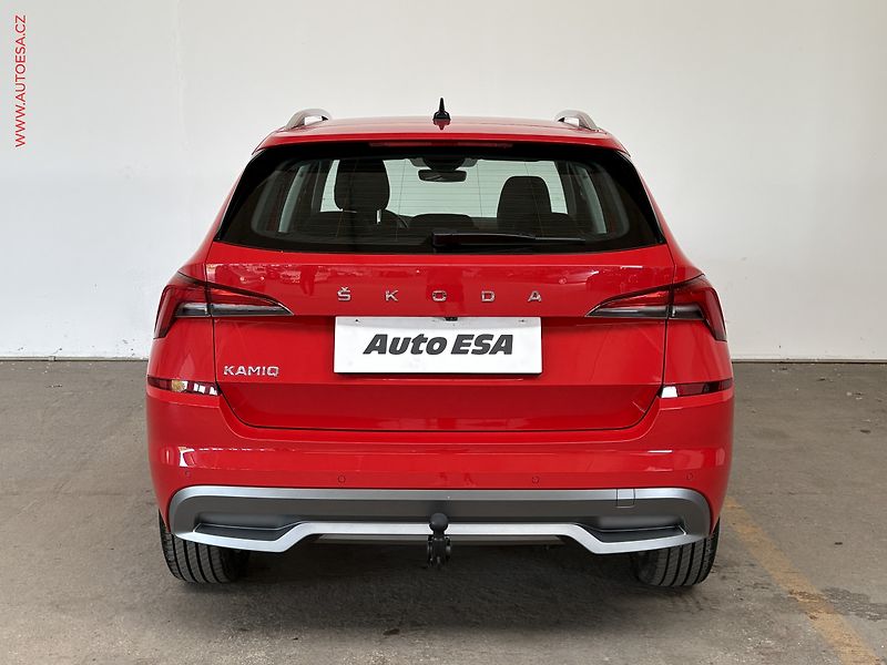 Škoda Kamiq (2020) 1.0 TSi, Style, DSG, TZ, navi - fotka 5 z 16
