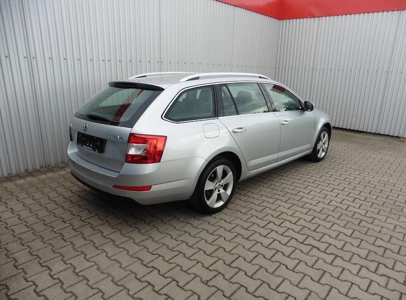 Škoda Octavia III Combi 1,4 TSi Style - fotka 5 z 14