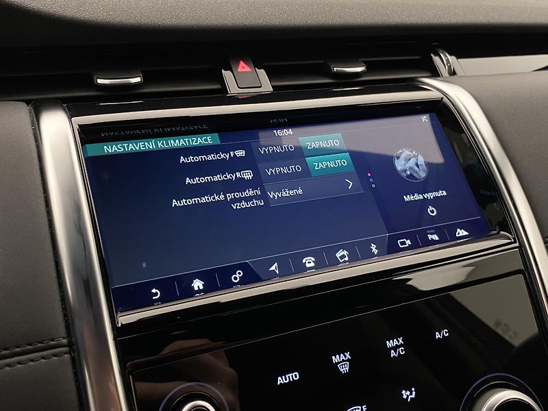 Land Rover Discovery Sport D150 S AWD AUT CZ - fotka 41 z 41
