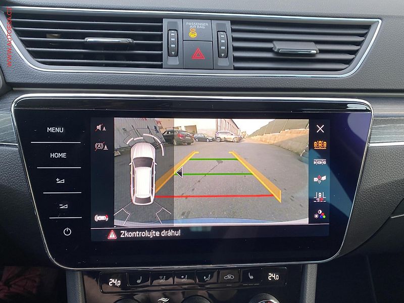 Škoda Superb (2019) 2.0 TDi 4x4, Style, DSG, - fotka 17 z 19