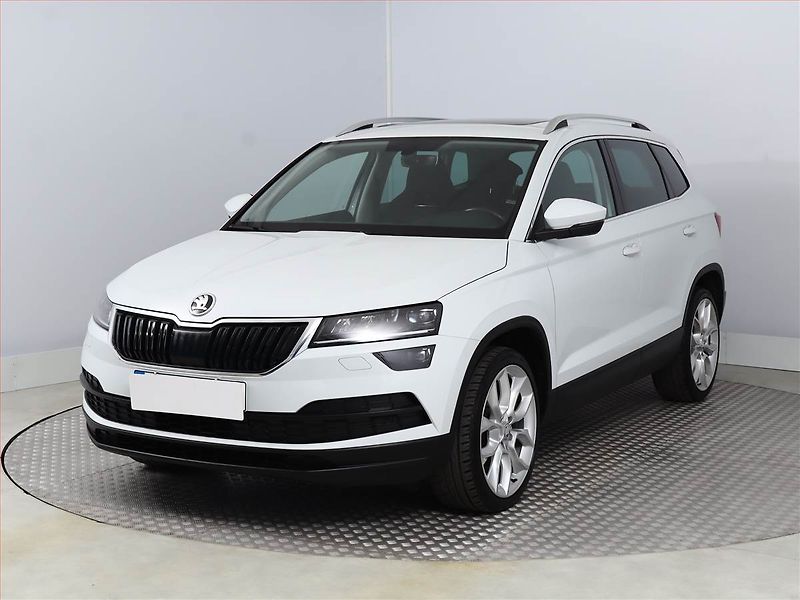 Škoda Karoq (2019) Style 1.5 TSI, Automat, Navi - fotka 2 z 24
